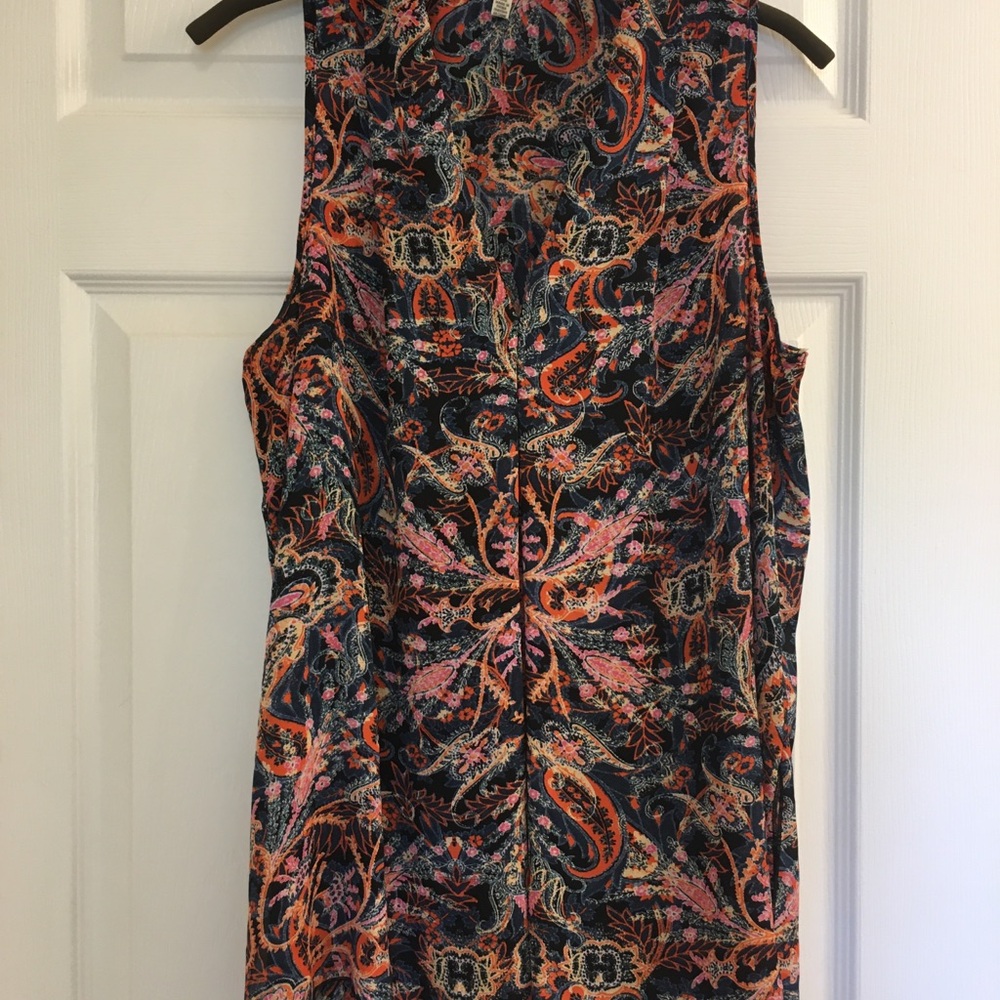 Elegant Paisley Sleeveless Top